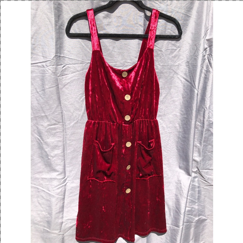 XL Red Velvet-esque Jumper from Italy